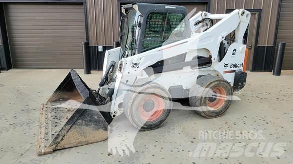 Bobcat S850  스키드로더