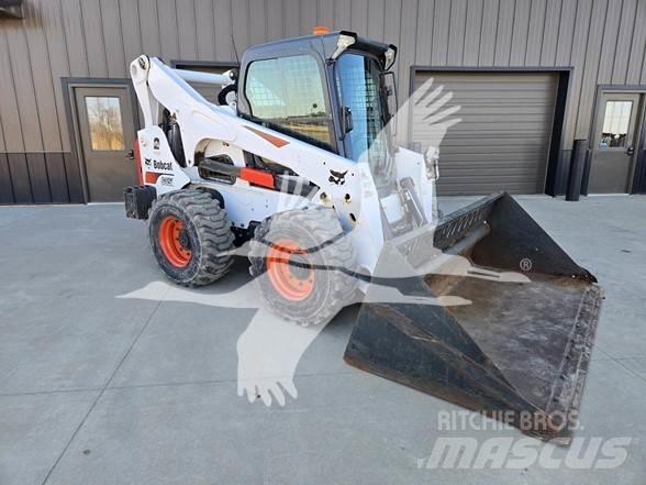 Bobcat S850  스키드로더