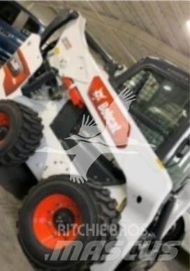 Bobcat S86  스키드로더