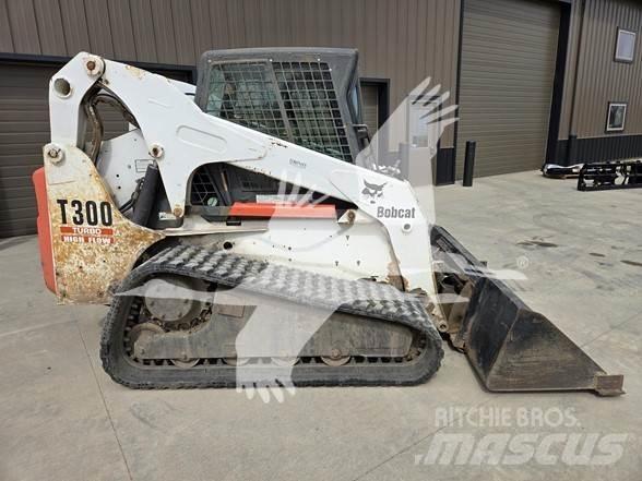Bobcat T300  스키드로더