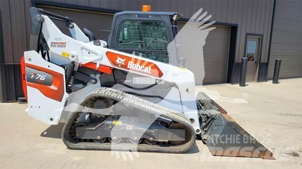 Bobcat T76  스키드로더