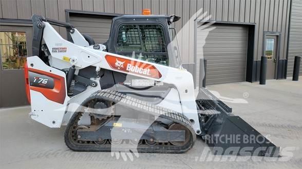 Bobcat T76  스키드로더
