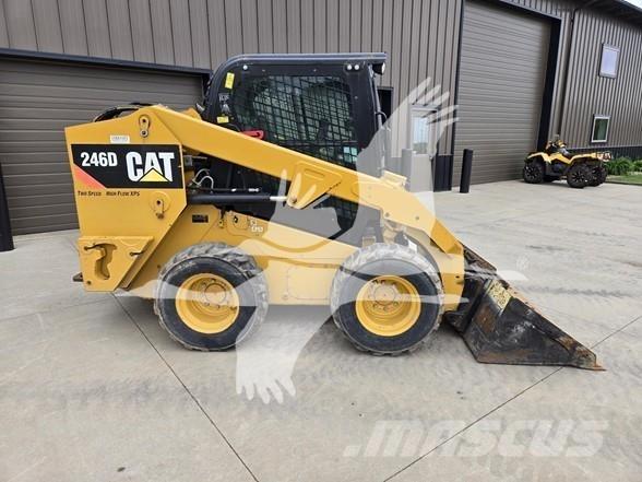 CAT 246D  스키드로더