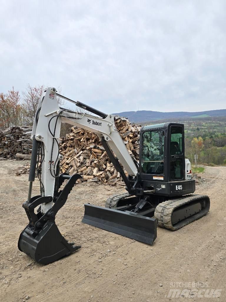 Bobcat E 45 소형 굴삭기 7톤 미만
