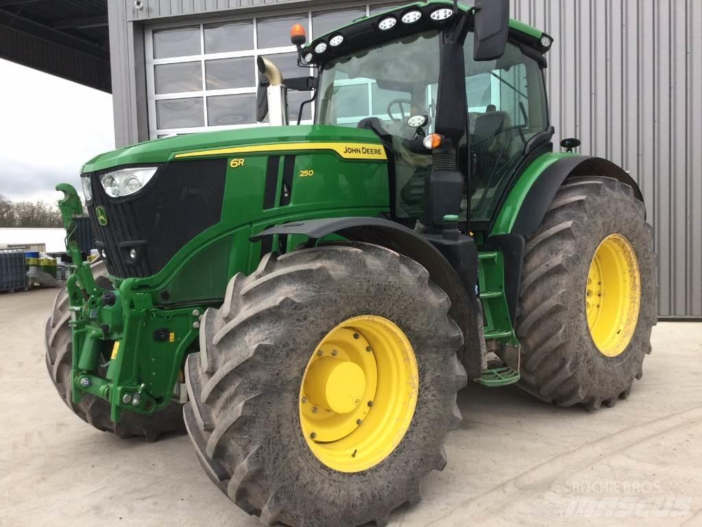 John Deere 6R250 트랙터