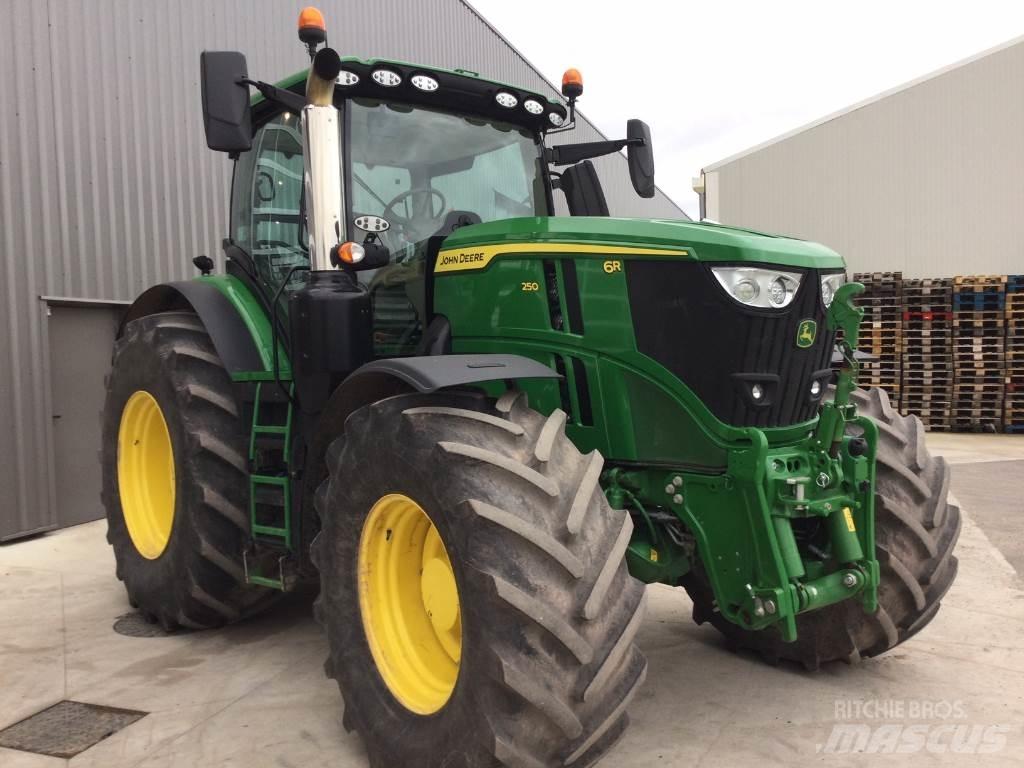John Deere 6R250 트랙터