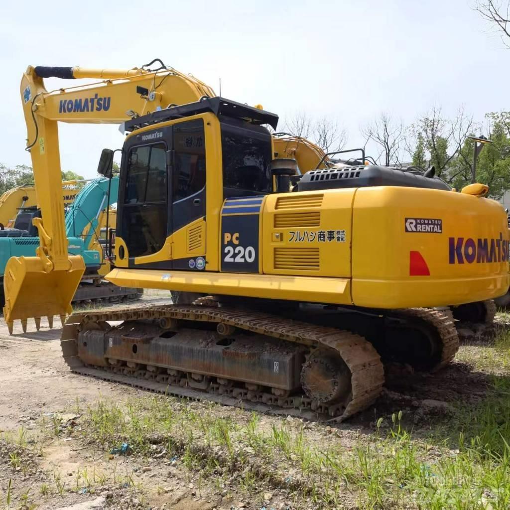 Komatsu PC 220-8/ 대형 굴삭기 29톤 이상