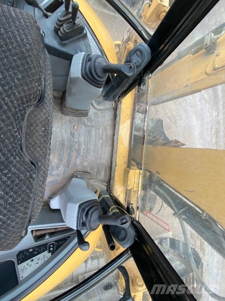 CAT 432 E 백호로더