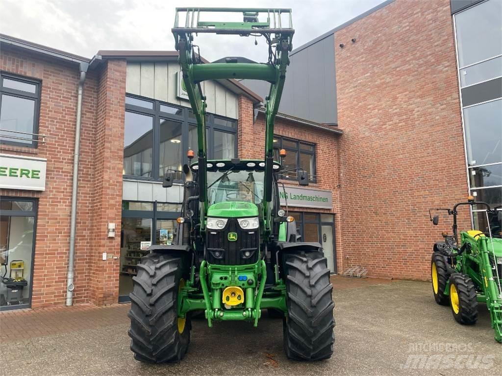 John Deere 6210R 트랙터