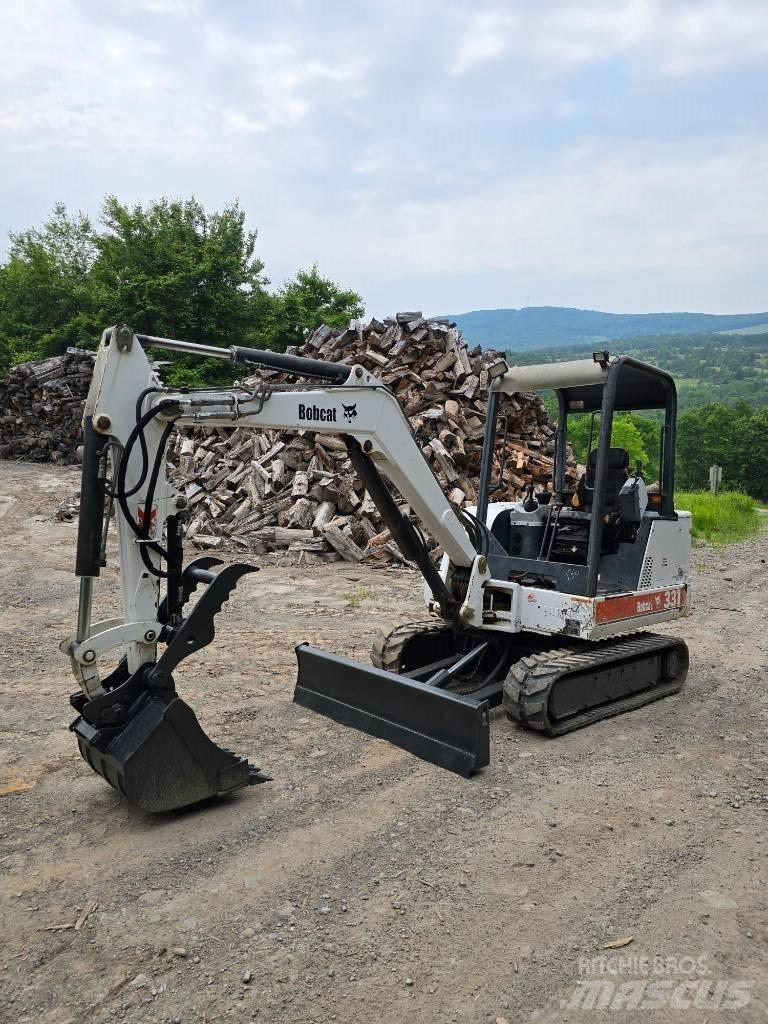 Bobcat X 331 소형 굴삭기 7톤 미만