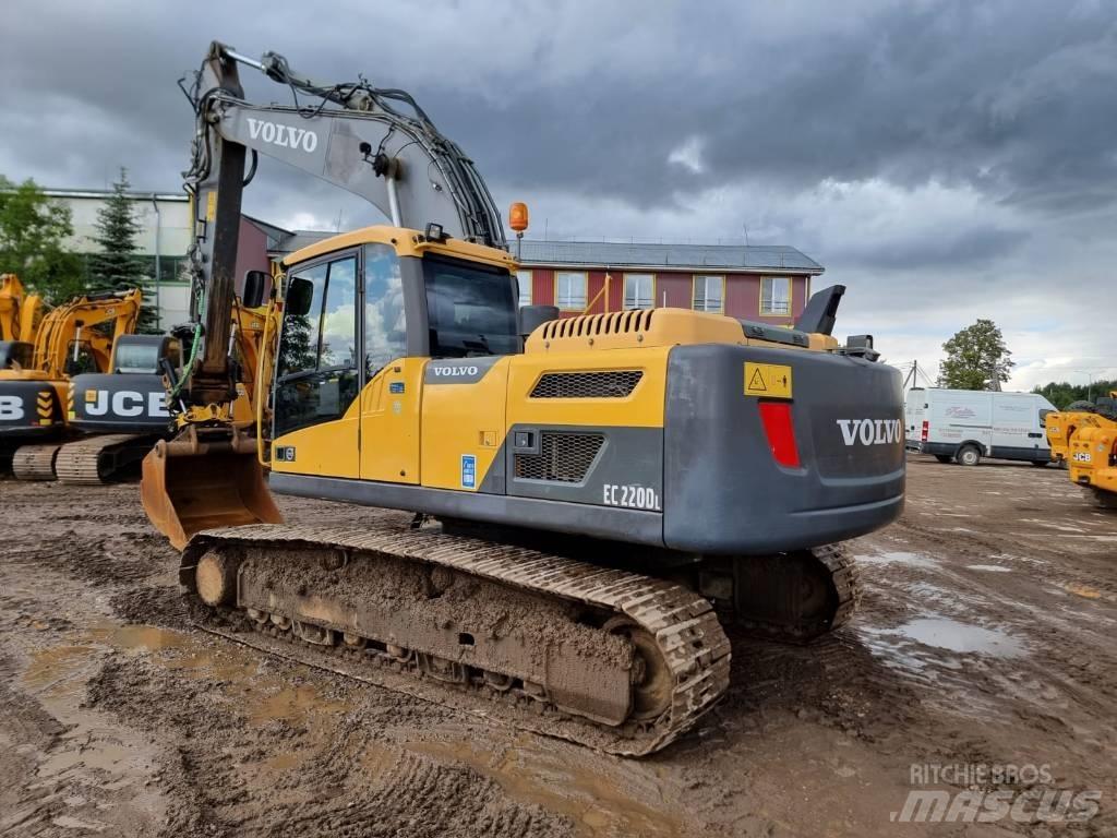 Volvo EC 220 DL 대형 굴삭기 29톤 이상
