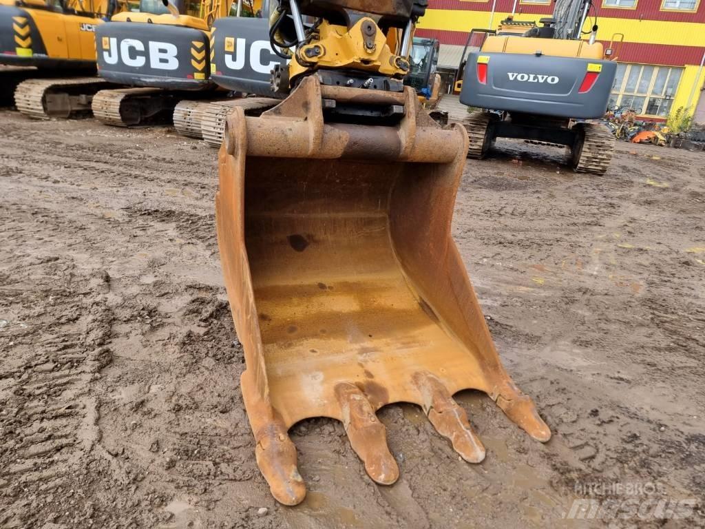 Volvo EC 220 DL 대형 굴삭기 29톤 이상