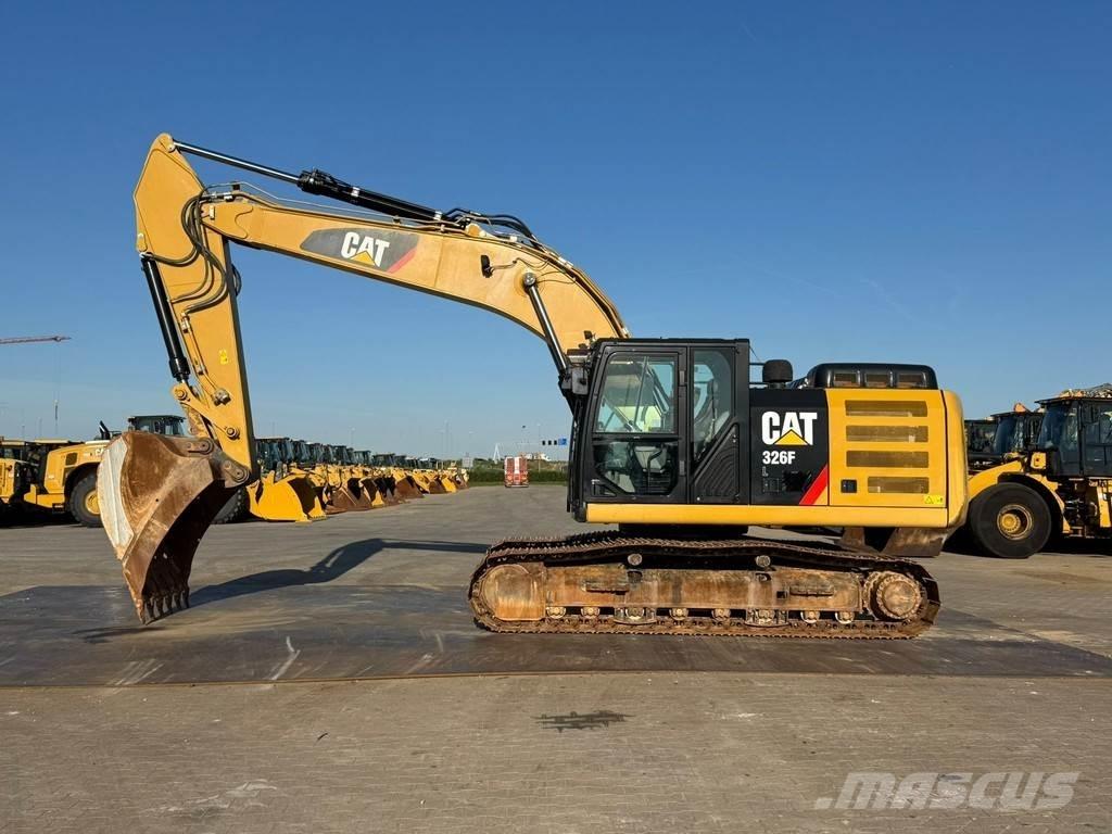 CAT 326FL 대형 굴삭기 29톤 이상
