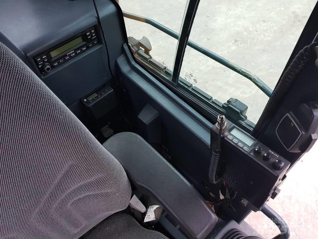 Hyundai R 235 LCRD-9 대형 굴삭기 29톤 이상