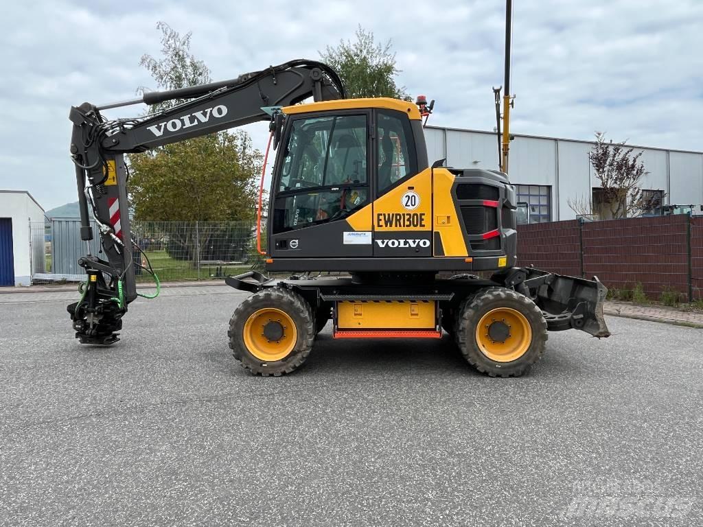 Volvo EWR 130 E  휠 굴삭기