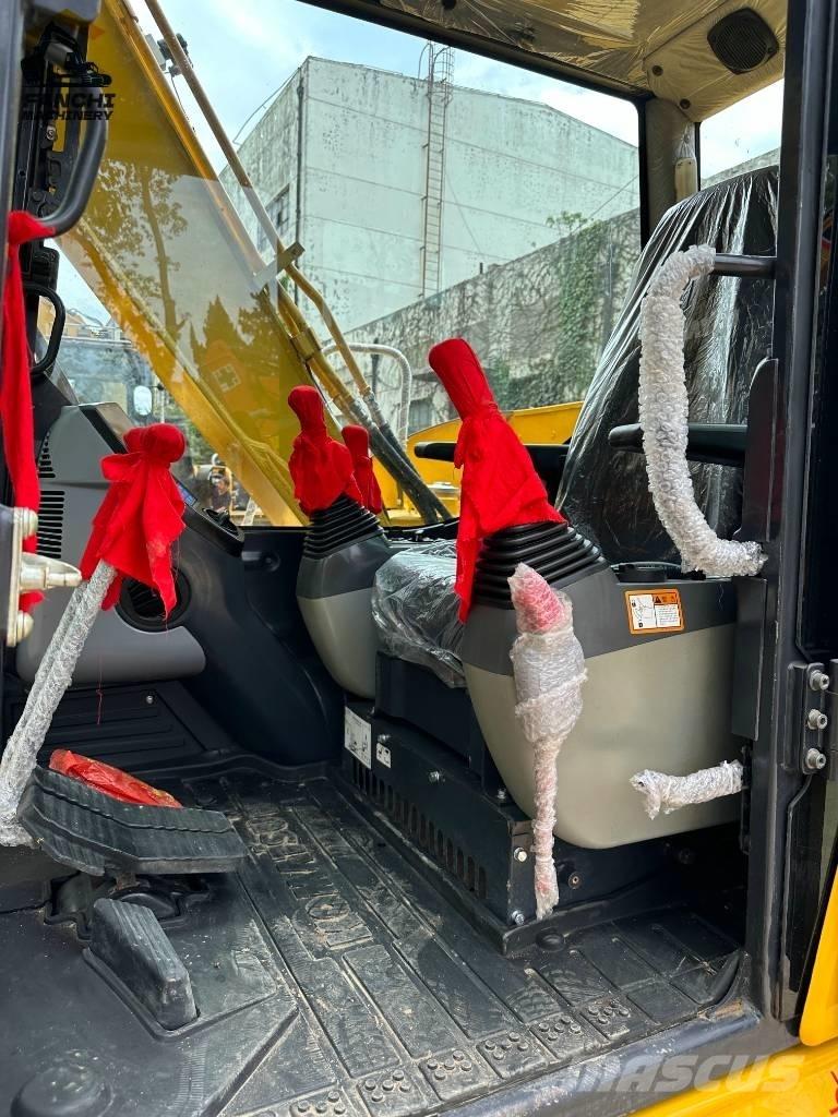 Komatsu PC70 소형 굴삭기 7톤 미만