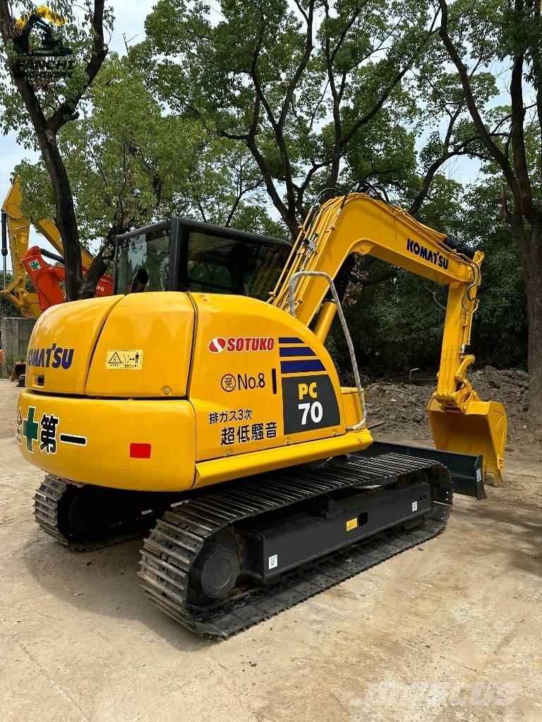 Komatsu PC70 소형 굴삭기 7톤 미만