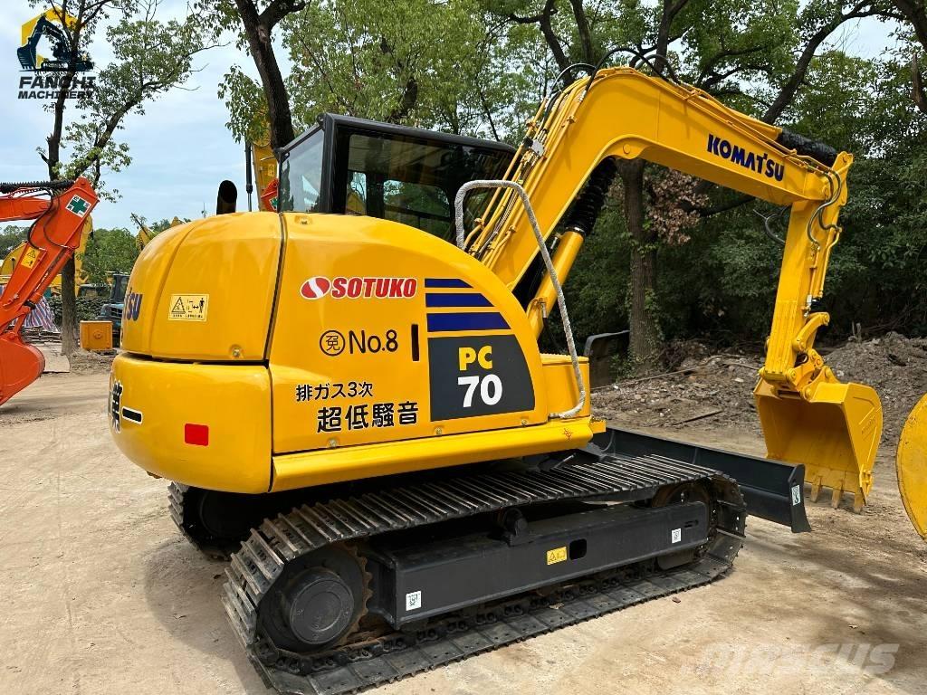 Komatsu PC70 소형 굴삭기 7톤 미만