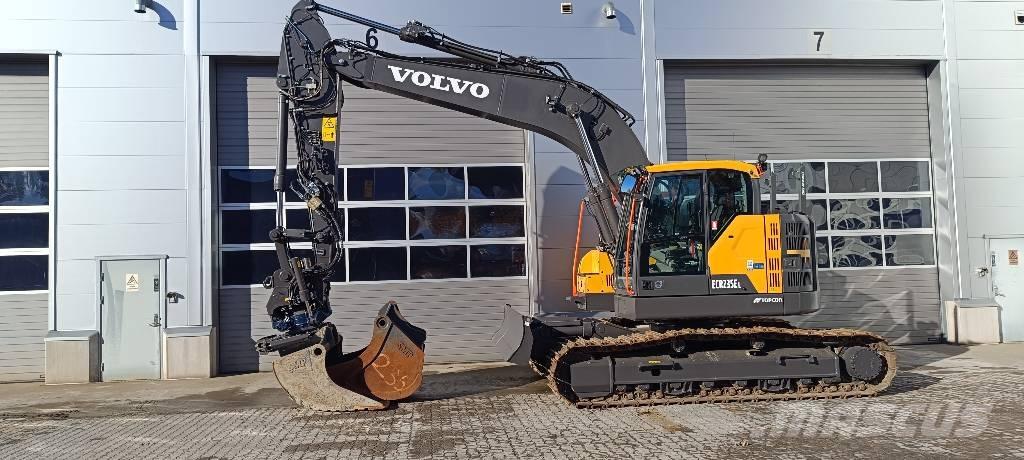 Volvo ECR235EL 대형 굴삭기 29톤 이상