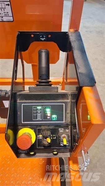 JLG ES 1530 L 가위형 리프트