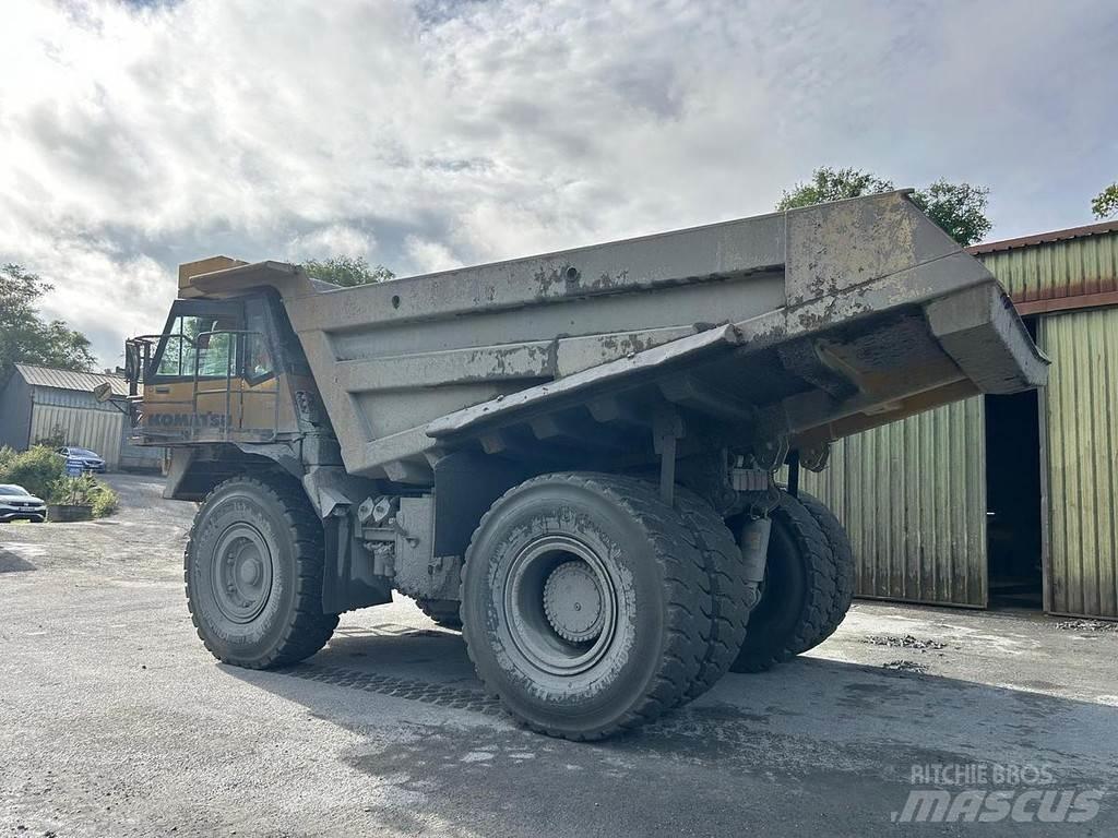 Komatsu HD605-7 건설현장 덤프트럭