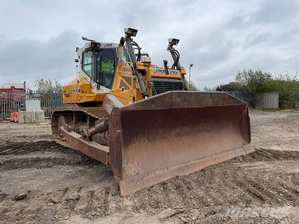 Liebherr PR 746 크롤러 도저