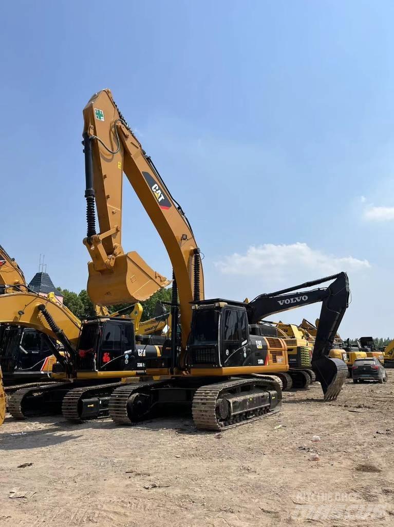 CAT 330D2 대형 굴삭기 29톤 이상