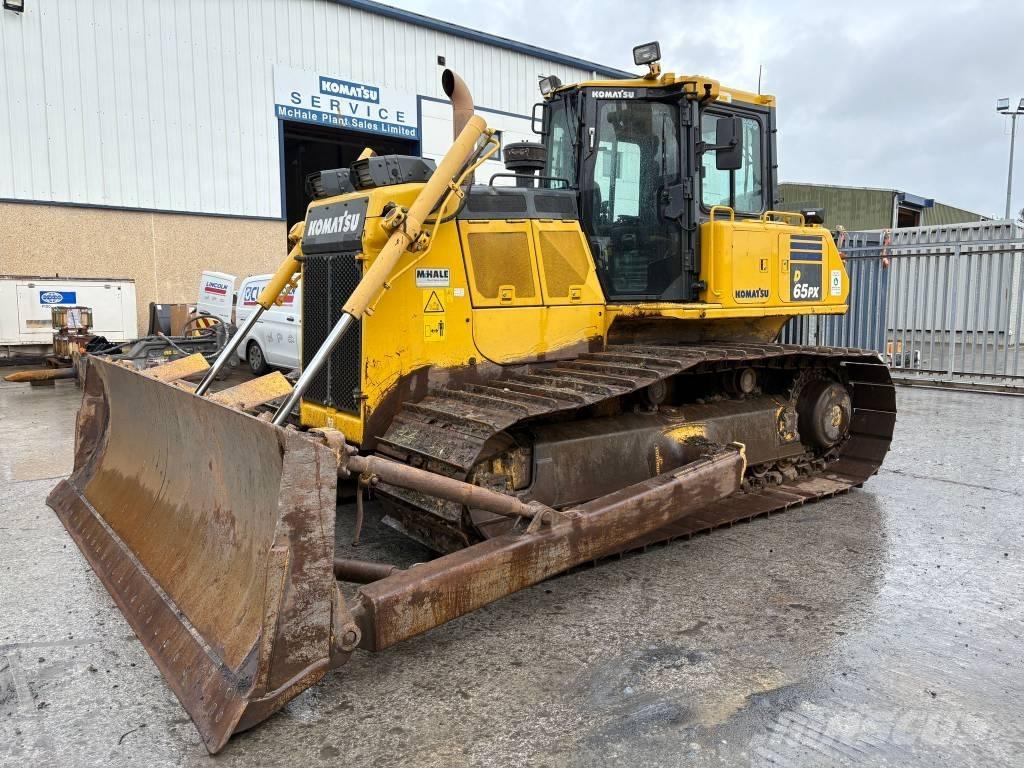 Komatsu D65PX-18 크롤러 도저