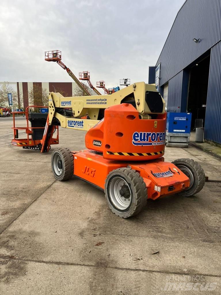 JLG E 450 AJ 관절형 전동이동 리프트