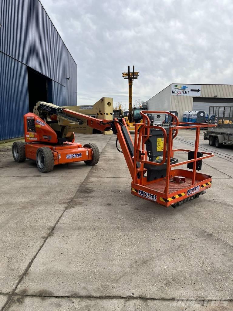 JLG E 450 AJ 관절형 전동이동 리프트