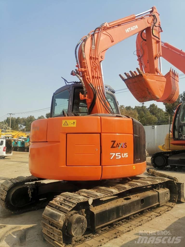 Hitachi ZX 75 대형 굴삭기 29톤 이상