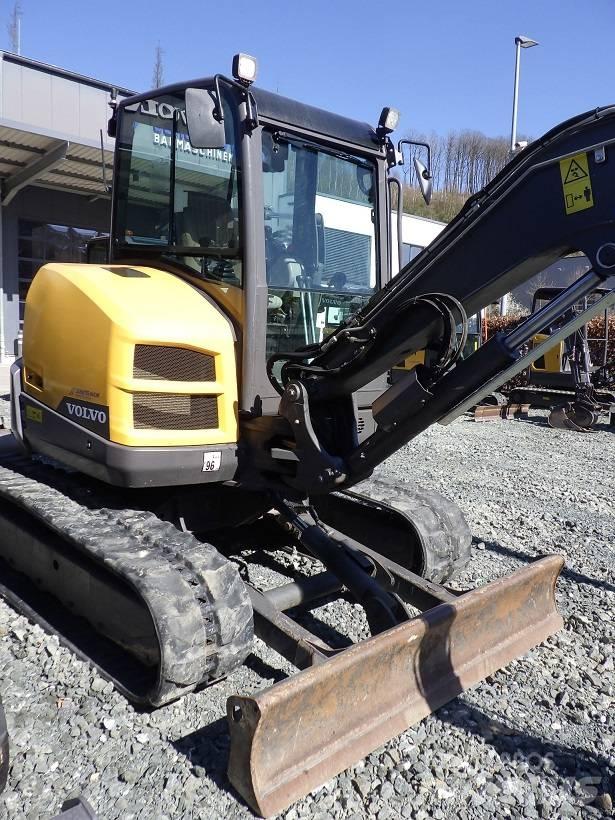 Volvo ECR 50 D 소형 굴삭기 7톤 미만