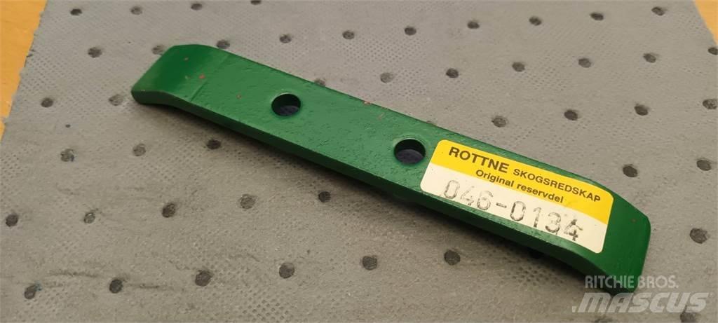 Rottne 046-0134 하비스터 크레인