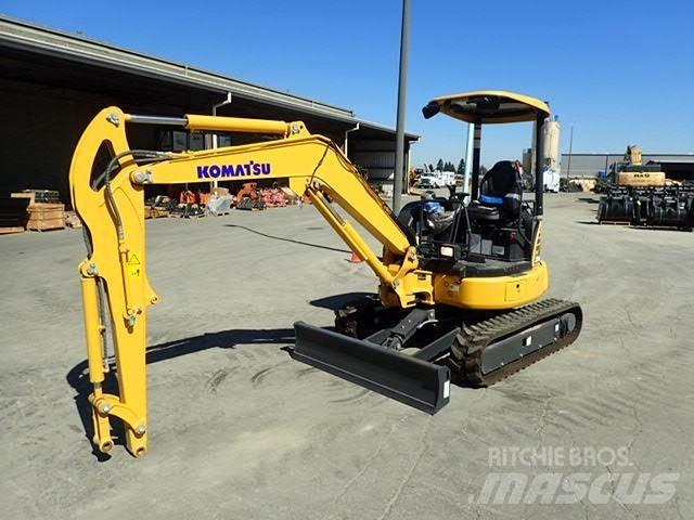 Komatsu PC35MR-5 소형 굴삭기 7톤 미만