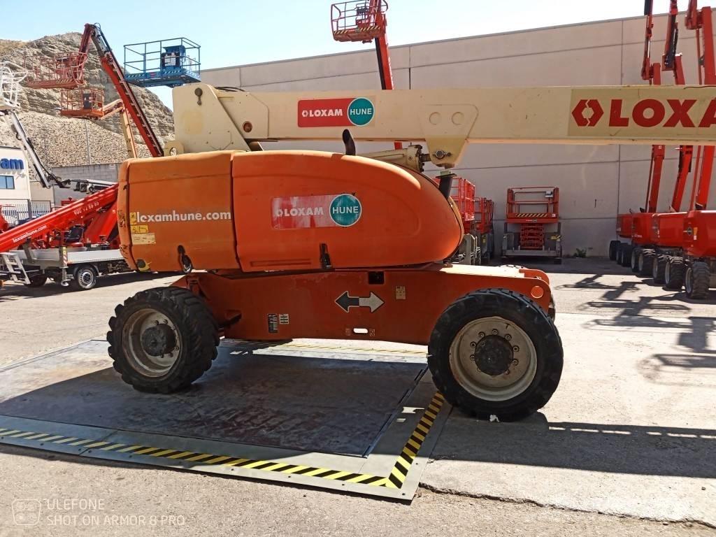 JLG 860 SJ 견인식 전동이동 리프트