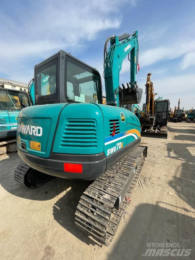 Sunward SWE 70 E 소형 굴삭기 7톤 미만