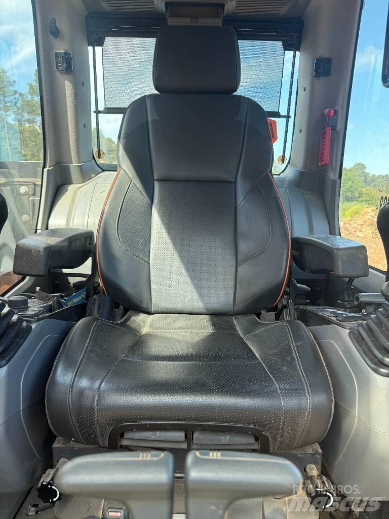 Doosan DX 235 LCR 대형 굴삭기 29톤 이상