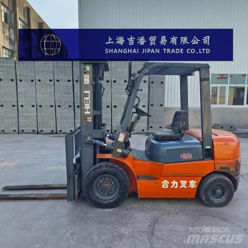 Heli H2000-25 디젤 지게차