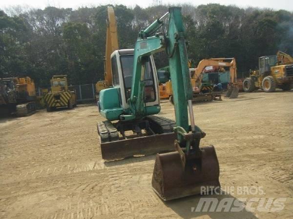 Komatsu PC40-7 소형 굴삭기 7톤 미만