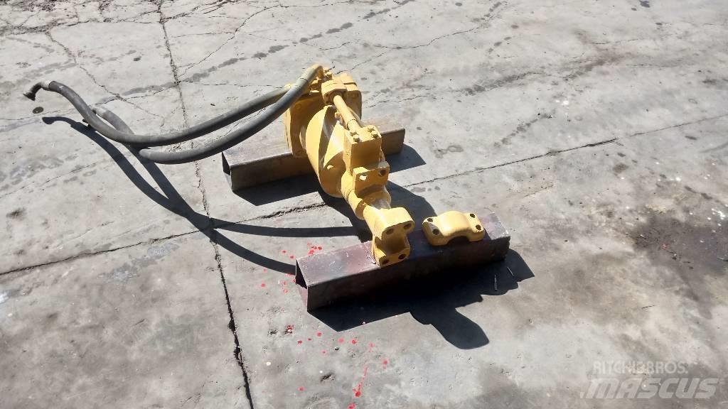 CAT D 5 유압식 기계