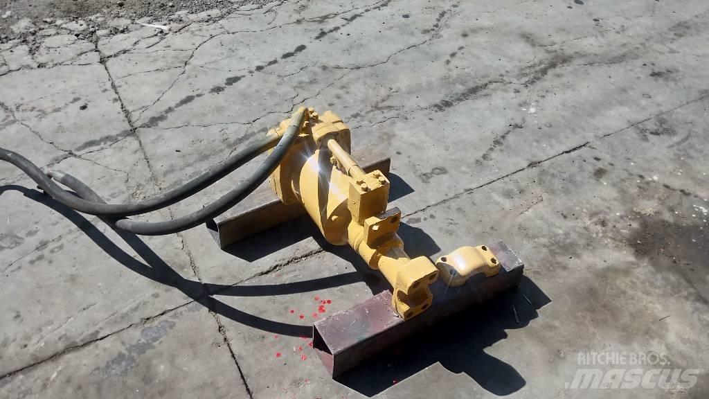 CAT D 5 유압식 기계