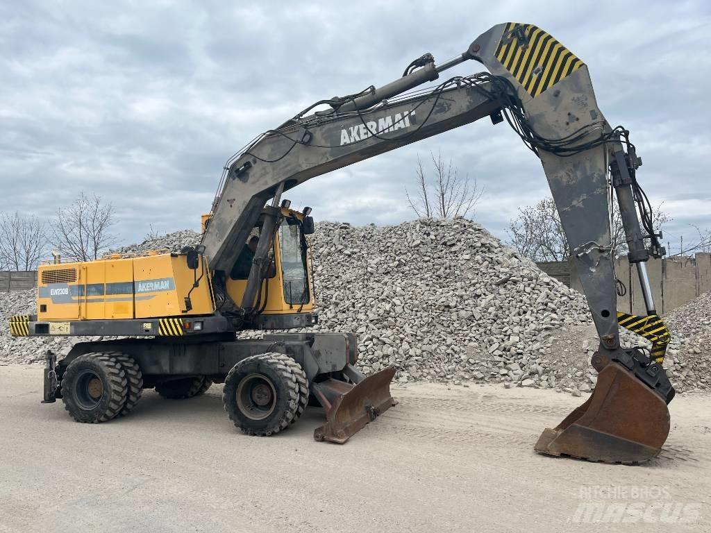 Åkerman EW230B  휠 굴삭기