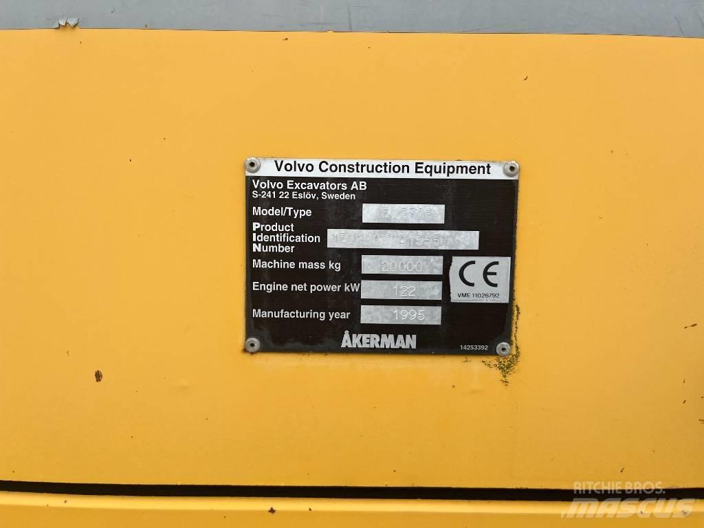 Åkerman EW230B  휠 굴삭기