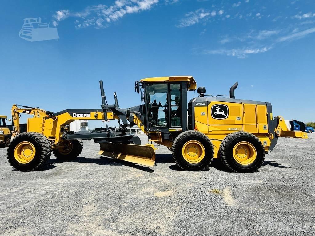 DEERE 672G 그레이더