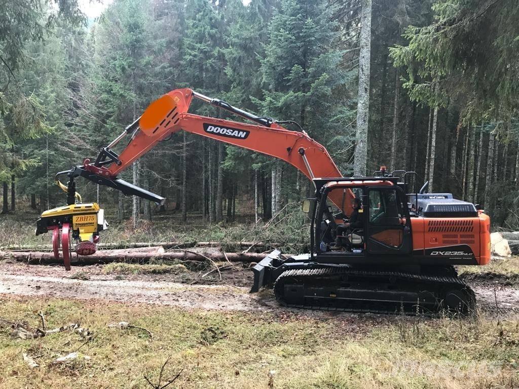 Doosan DX 235 NLC-5 대형 굴삭기 29톤 이상