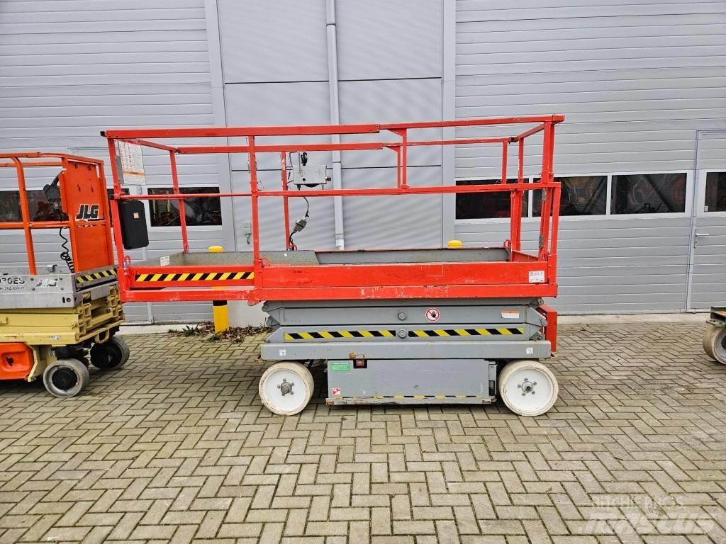 SkyJack SJ 4620 가위형 리프트