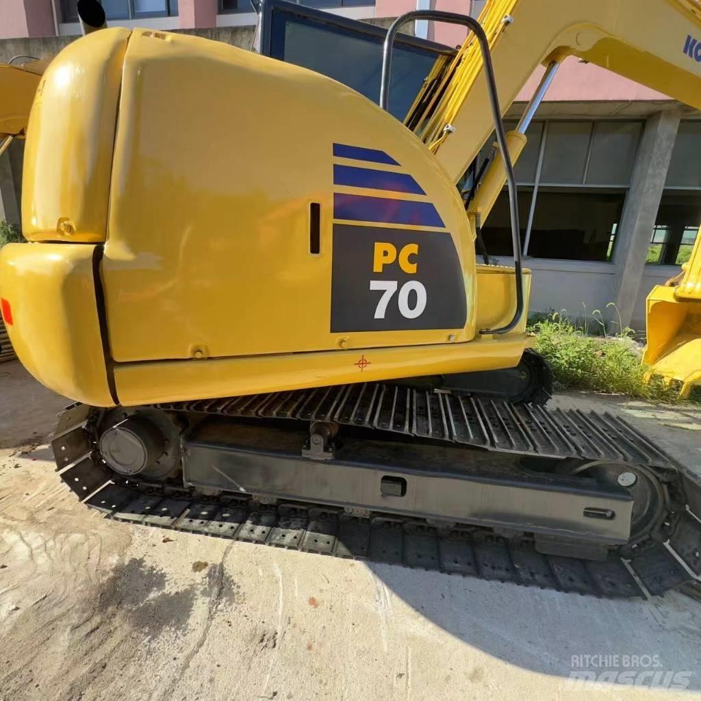 Komatsu PC 70 대형 굴삭기 29톤 이상