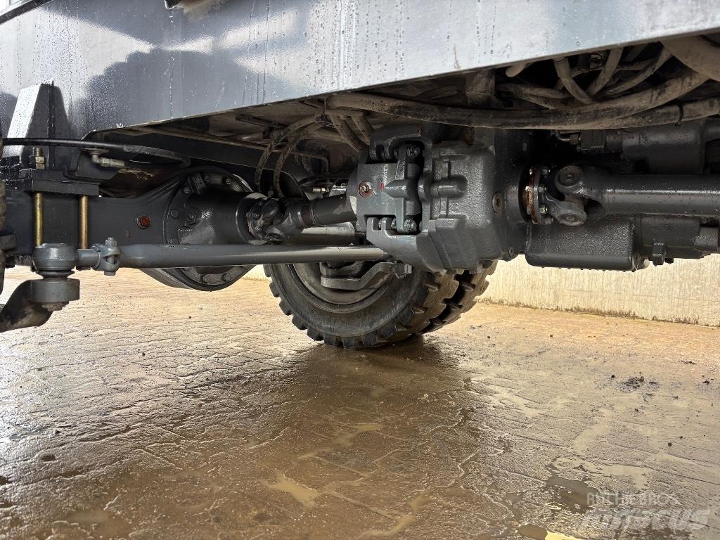 Fuchs MHL 320 D 폐기물/산업 처리기
