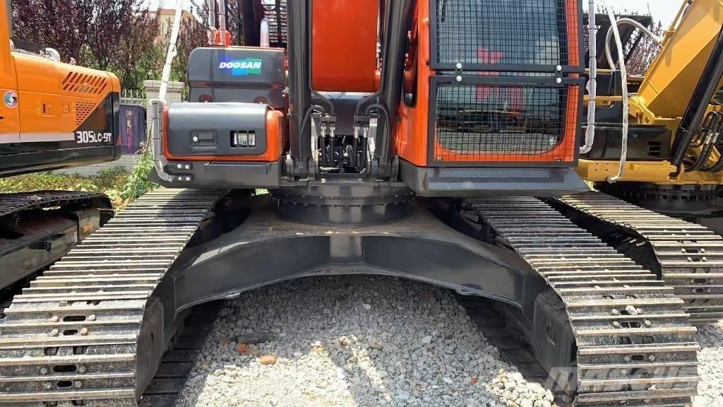 Doosan dx300lc-9 대형 굴삭기 29톤 이상