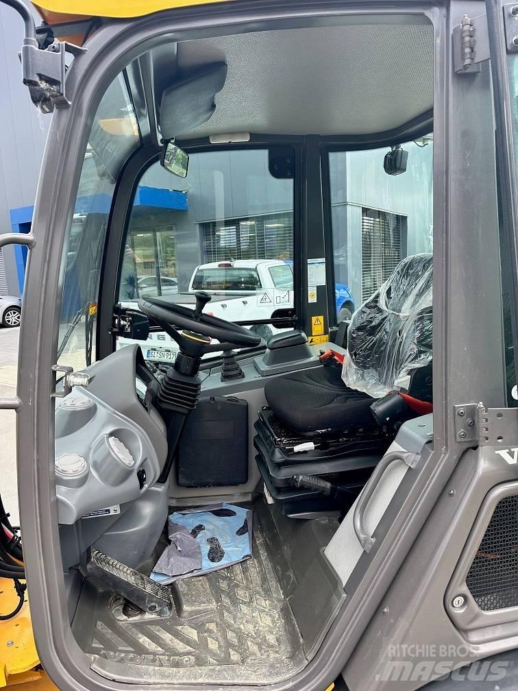Volvo L 25 Electric  휠로우더